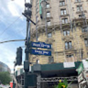 Meet your Posher, Ava